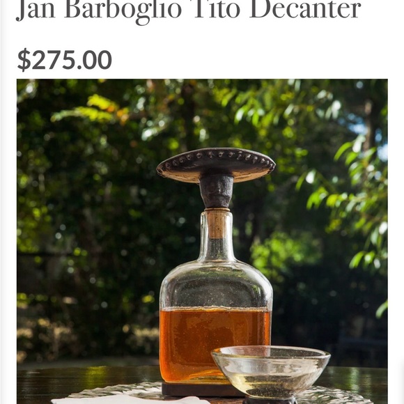 Jan Barboglio Glass Decanter with Black Sombrero Stopper - Picture 6 of 6